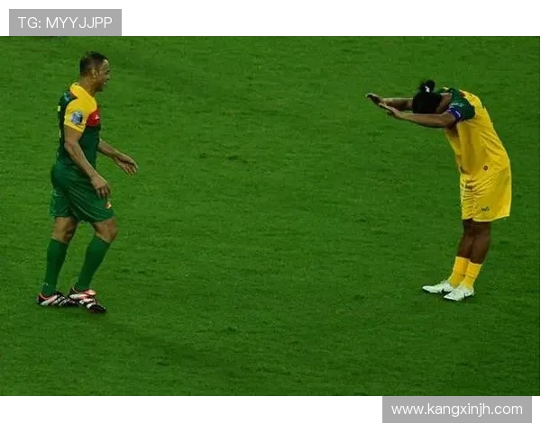 山形山神与冈山绿稚的激烈对决展现足球魅力与团队精神